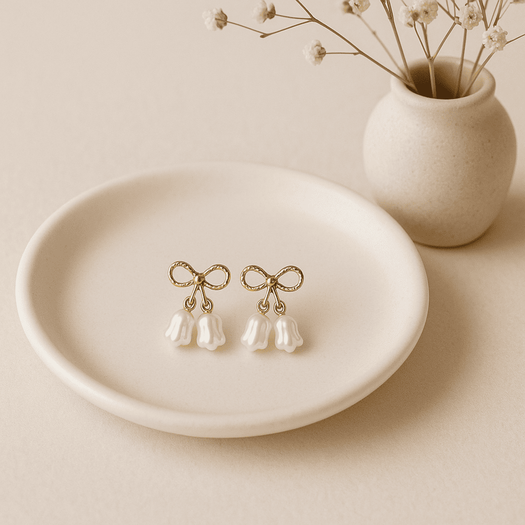 Bow Tulip Stud Earrings - Image 3