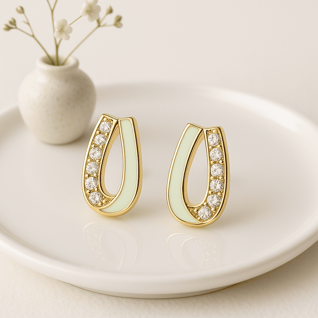 U-Twined Earrings Studs - Image 3