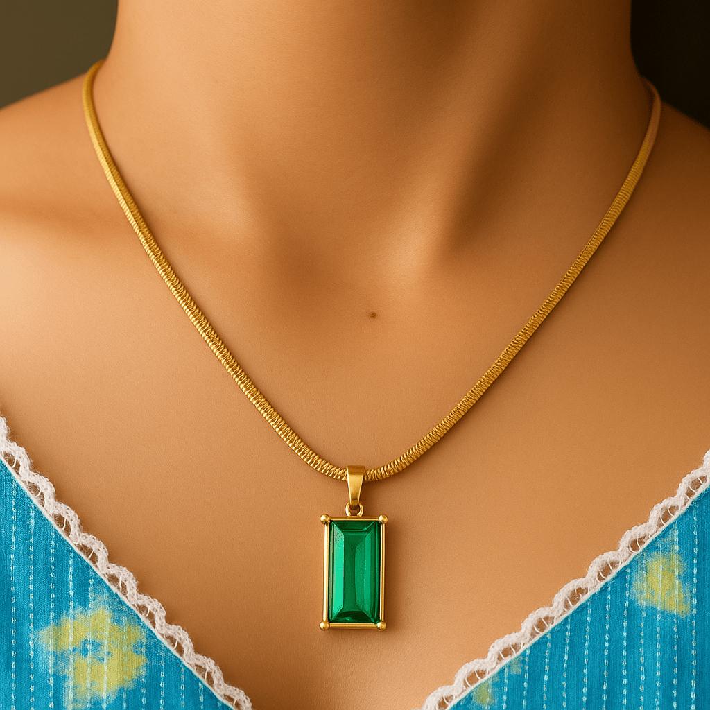 Emerald Mood Pendant - Image 2